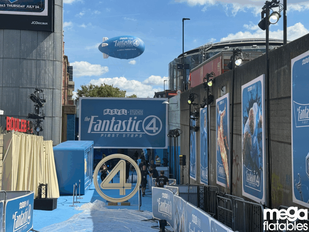 large fantastic four blimp for Marvel