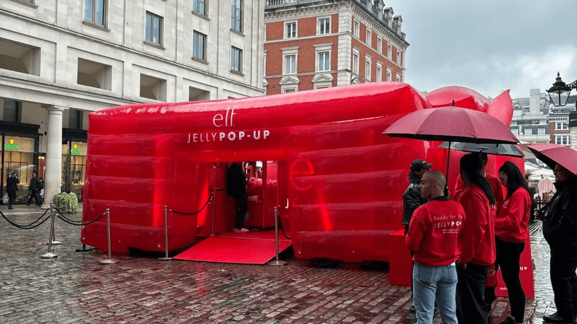 Inflatable jelly pop-up for e.l.f.